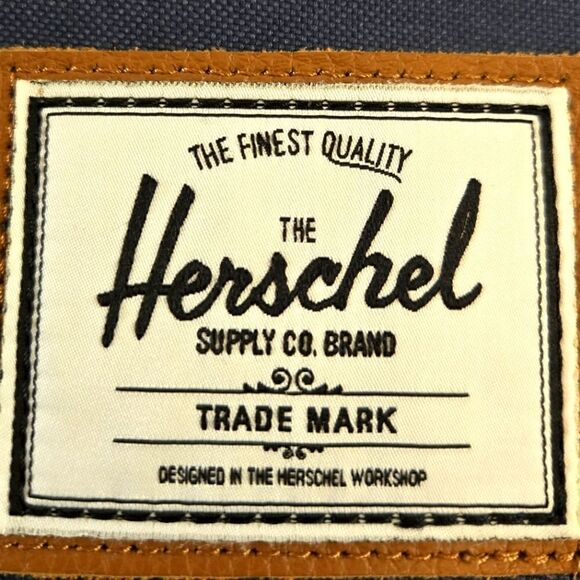 EC THE HERSCHEL SUPPLY CO. ANCHOR LAPTOP/IPAD SLEEVE - Picture 2 of 7